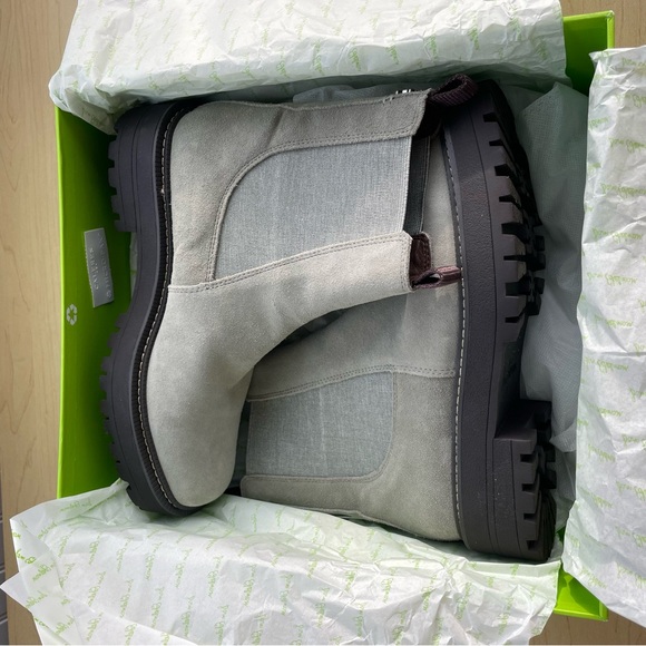 Sam Edelman Women's Laguna Chelsea Boot - Picture 8 of 10